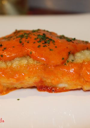 Una foto de Lomo de bacalao en salsa de piquillo