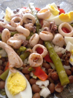 Una foto de Ensalada de fabes pintes