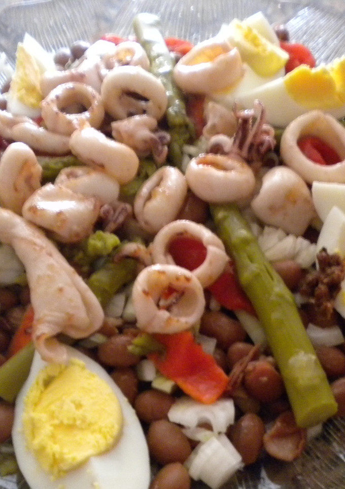 Una foto de Ensalada de fabes pintes