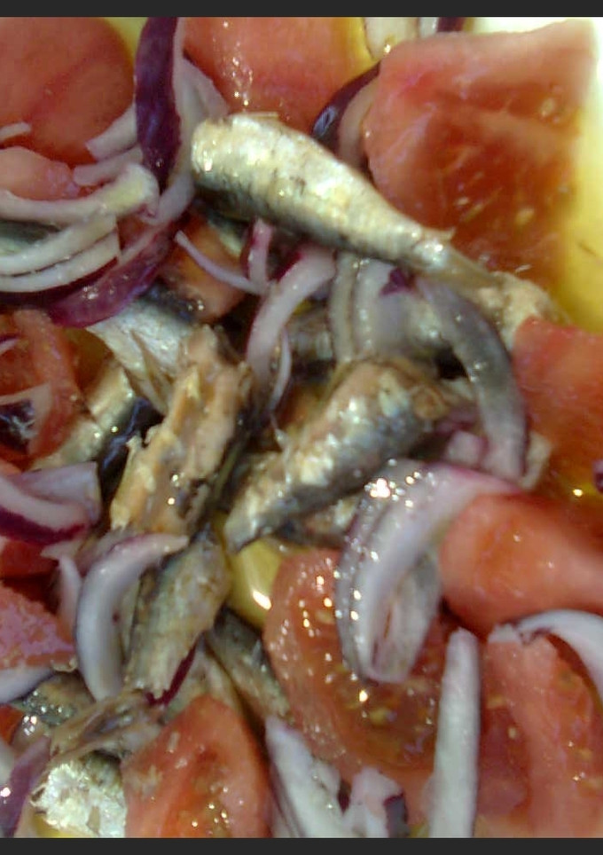 Una foto de Ensalada rápida de sardinillas