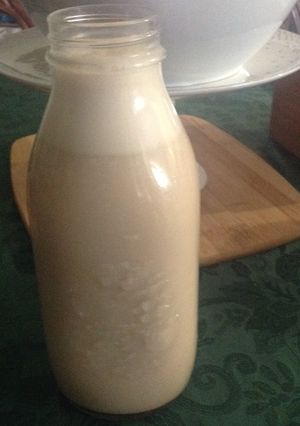 Una foto de Leche de mantequilla de almendras