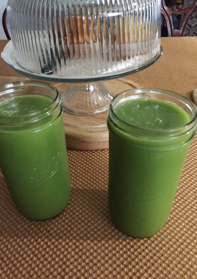 Una foto de Smoothie verde clorofila(batido)
