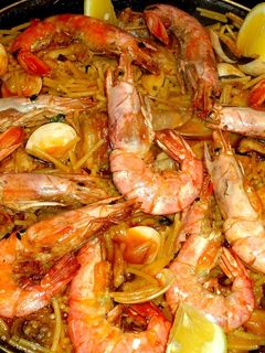 Una foto de Fideua gourmet