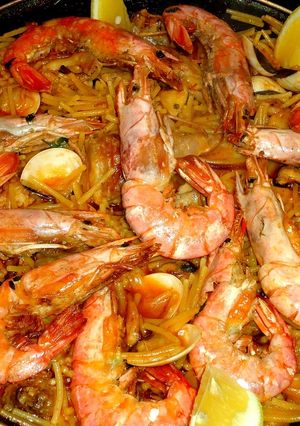 Una foto de Fideua gourmet