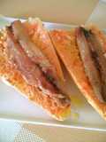 Bocadillo de arengades o sardinas de bota