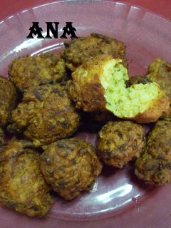 Una foto de CROQUETAS DE ARROZ PRIMAVERA CASERAS