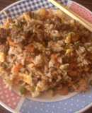 Arroz frito con camarón y carne