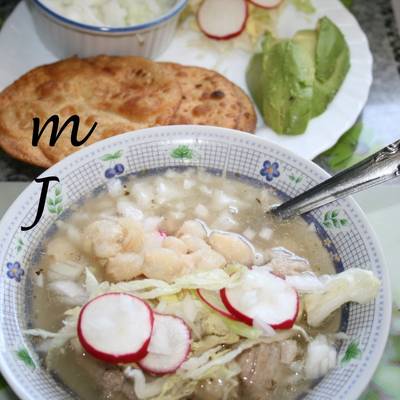 Pozole estilo Guerrero (México) Receta de carmen munguia carrillo- Cookpad