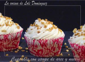 Una foto de Cupcakes con sirope de arce y nueces 