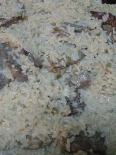 Una foto de Bifecitos con arroz con crema