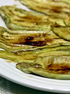 Una foto de Berenjenas al horno con miel y vinagre de Módena