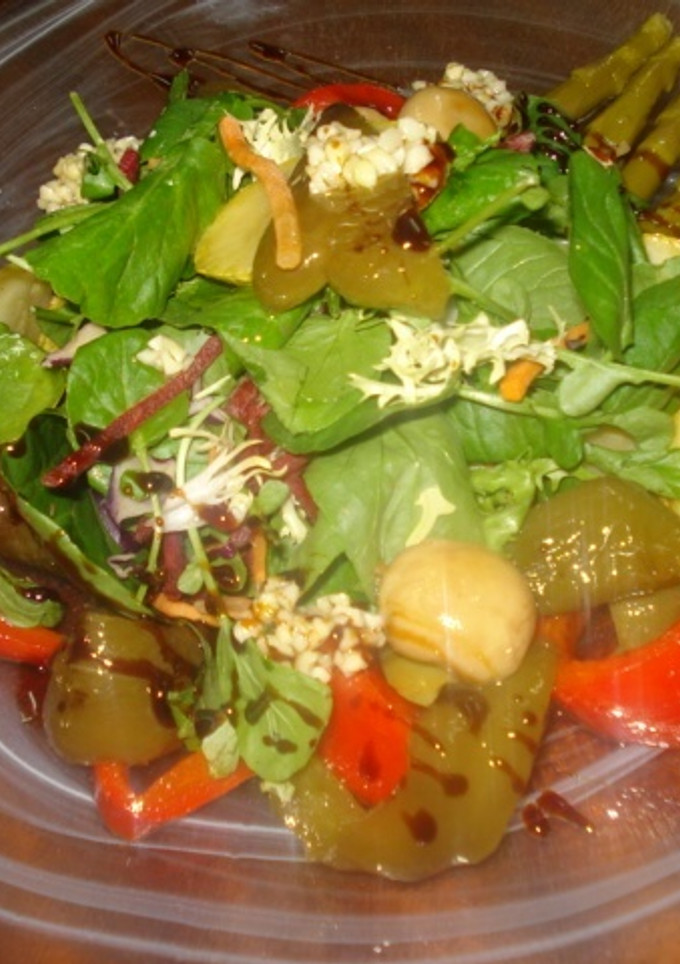 Una foto de Ensalada combinada