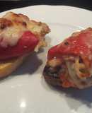 Pimientos del piquillo gratinados y rellenos de atún