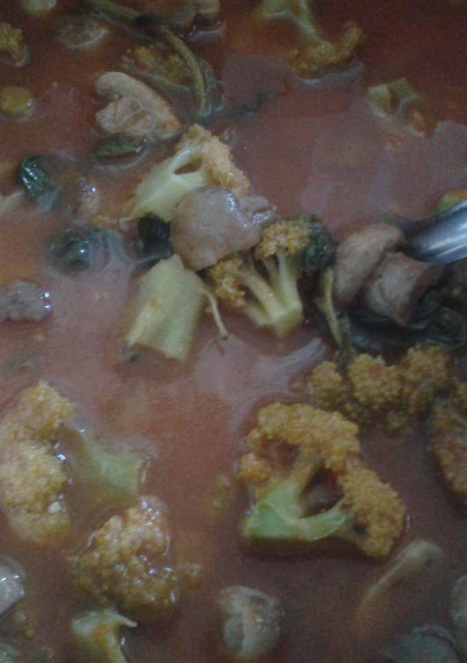 Una foto de Sopa de brócoli y champiñón