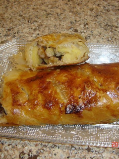 Una foto de Strudel de manzana y arándano en pasta phyllo