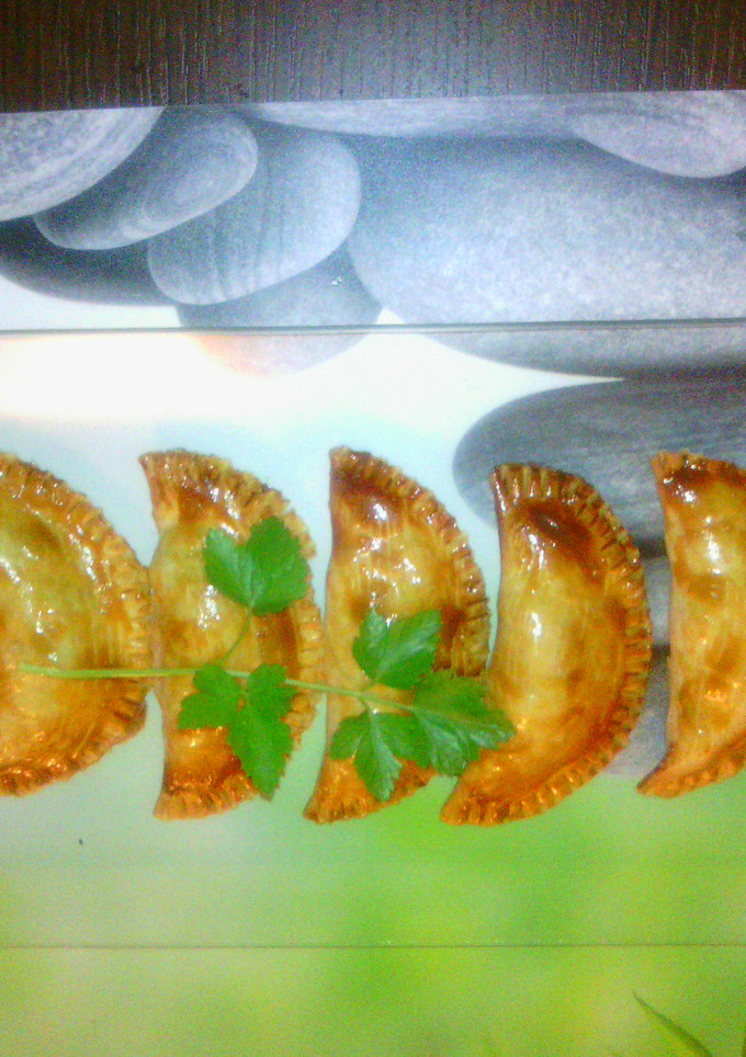 Una foto de Empanadas mar y montaña