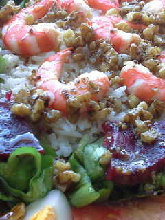 Una foto de Ensalada de arroz thai con gambones