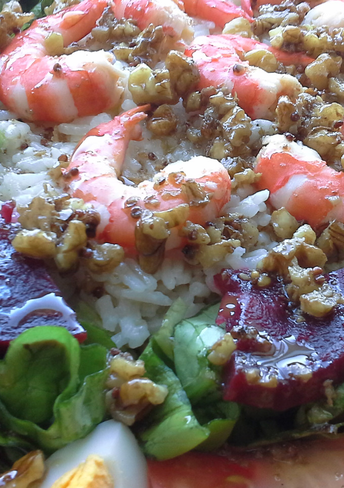Una foto de Ensalada de arroz thai con gambones