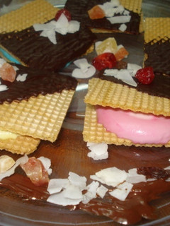 Una foto de Sandwichs de colores