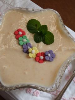 Una foto de Crema de chirimoya y caquis apta para diabéticos