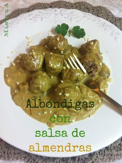 Una foto de Albóndigas de ternera con setas y salsa de almendras