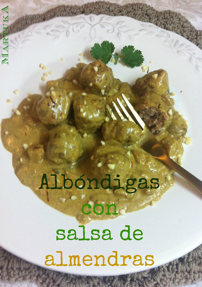 Una foto de Albóndigas de ternera con setas y salsa de almendras