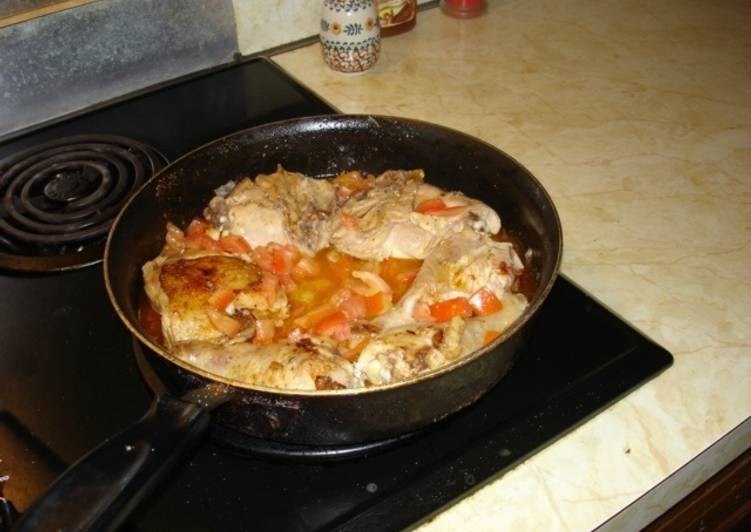Pollo con crema y paprika