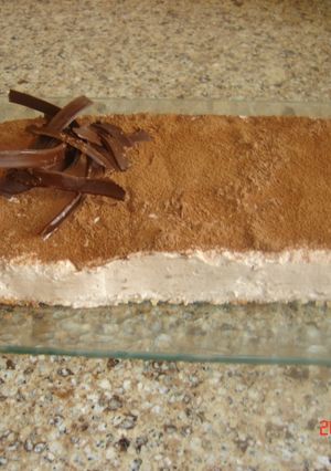 Una foto de Tarta mouse de mascarpone y chocolate al aroma de naranja