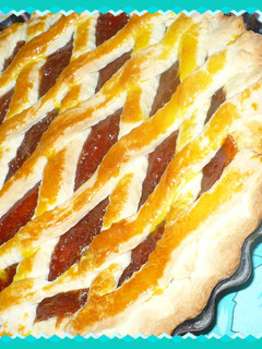 Una foto de Pasta frola con dulce de membrillo