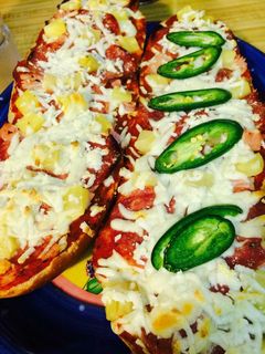 Una foto de Pan pizza