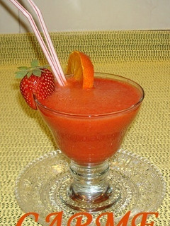Una foto de Batido de fresas y naranja (Carme)