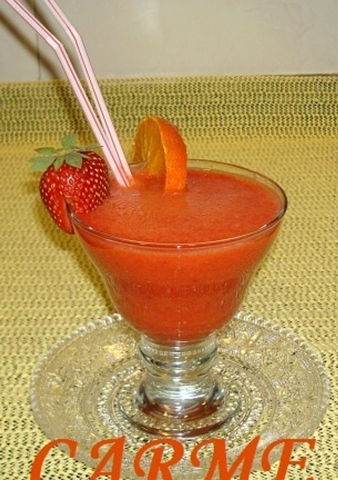 Una foto de Batido de fresas y naranja (Carme)