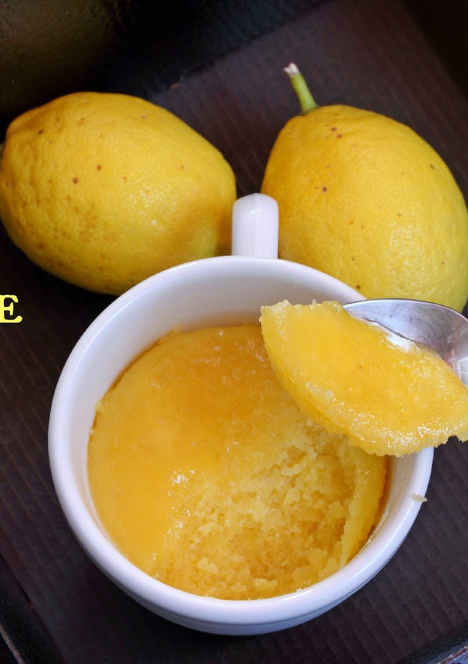 Una foto de Mug cake de limón