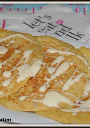 Una foto de Tortitas de calabacín con salsa de miel y mostaza (sin gluten, sin lactosa, sin huevo)