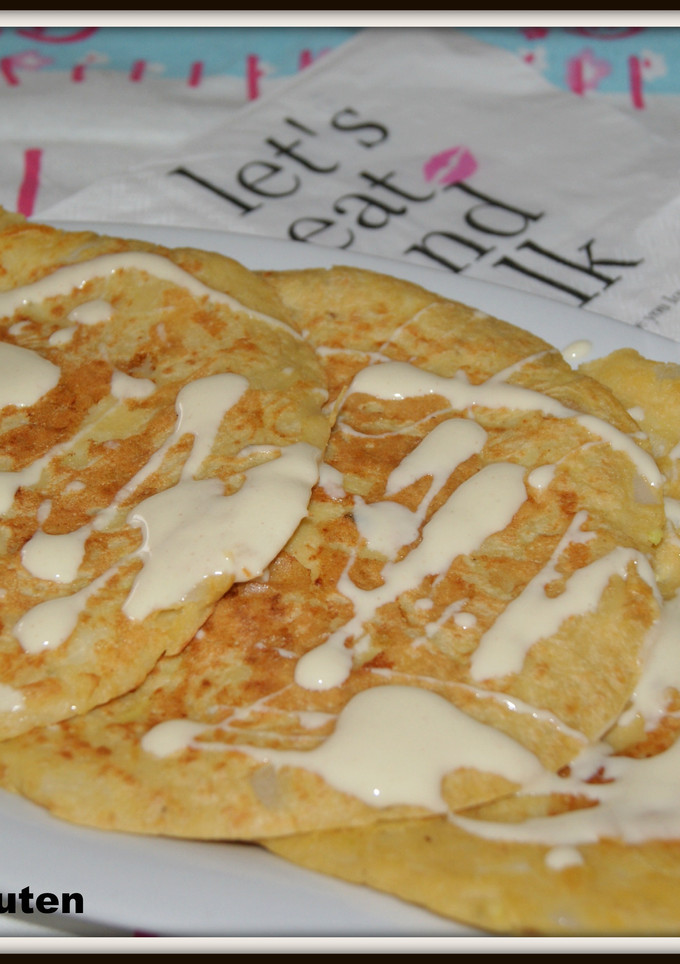 Una foto de Tortitas de calabacín con salsa de miel y mostaza (sin gluten, sin lactosa, sin huevo)