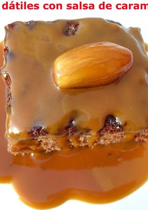 Una foto de Pudding de dátiles con salsa de caramelo y moka