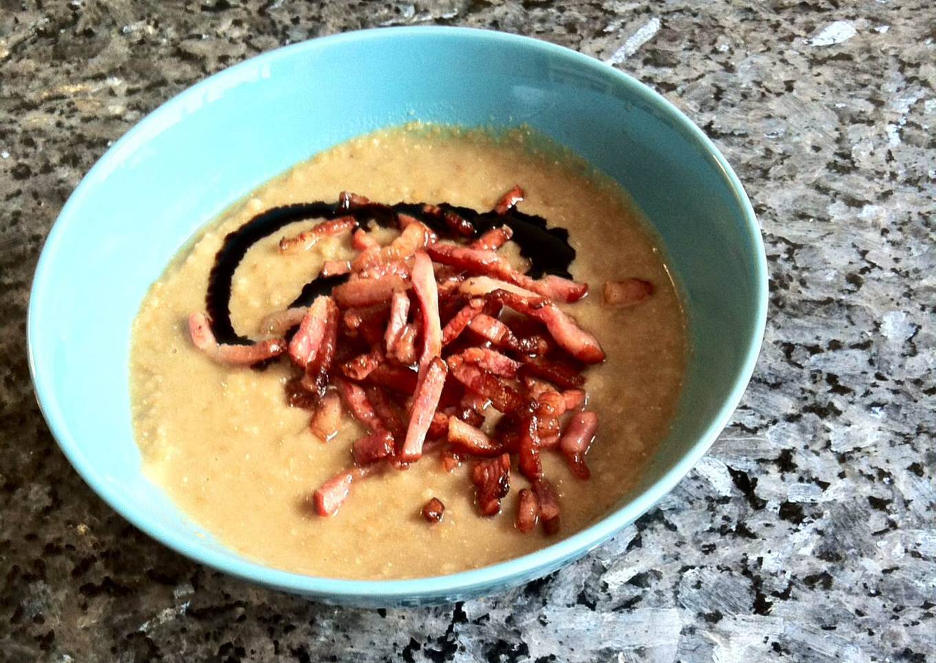 Puré de lentejas con bacon