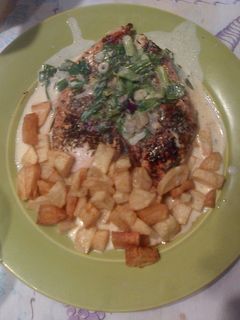 Una foto de Pollo con crema de verdeo