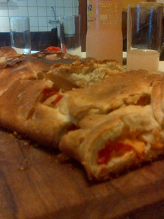 Una foto de Pizza rellena