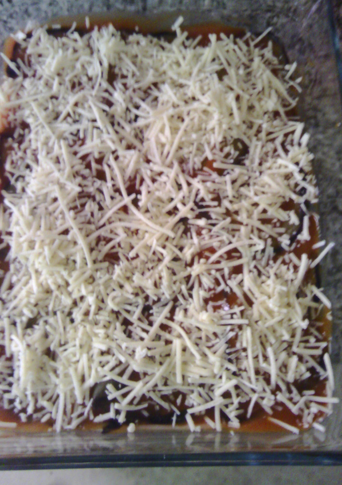Una foto de Pastel de berenjena frío