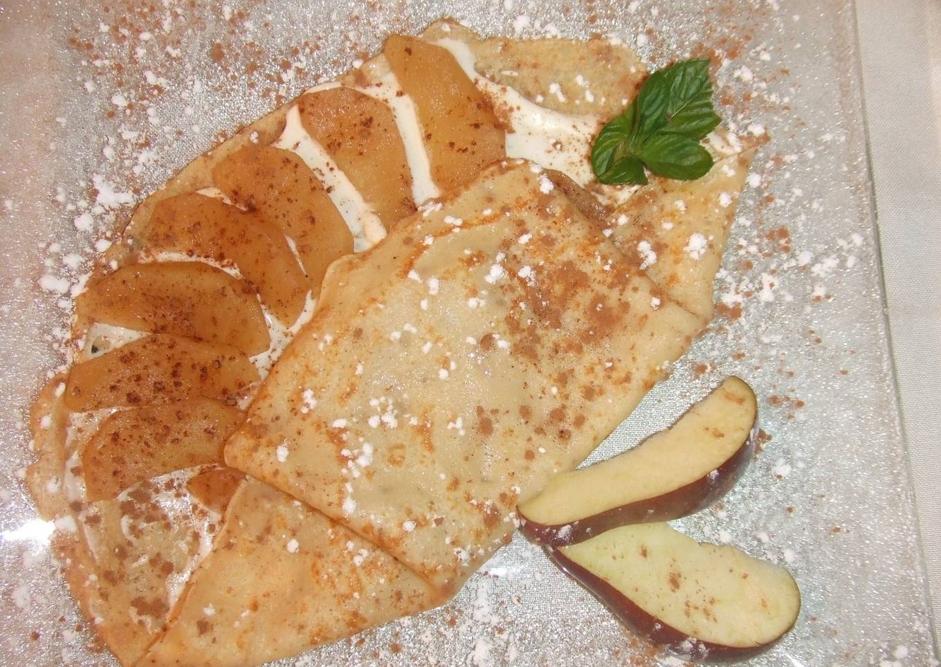 Crepê de manzana y yogurt 