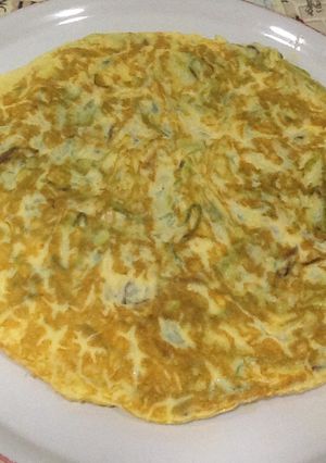 Una foto de Tortilla de ajos tiernos de la iaia