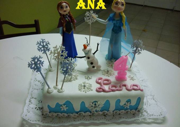 Torta princesas de frozen cumpleaños Lara Receta de GRINGA- Cookpad