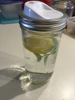 Una foto de Agua fresca de limón