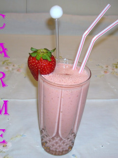 Una foto de Batido de fresa cremoso