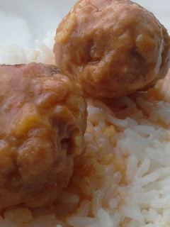 Una foto de Albóndigas de pollo y pavo con mango