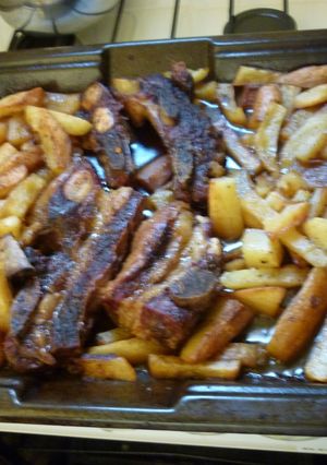 Una foto de Carne al horno con papas