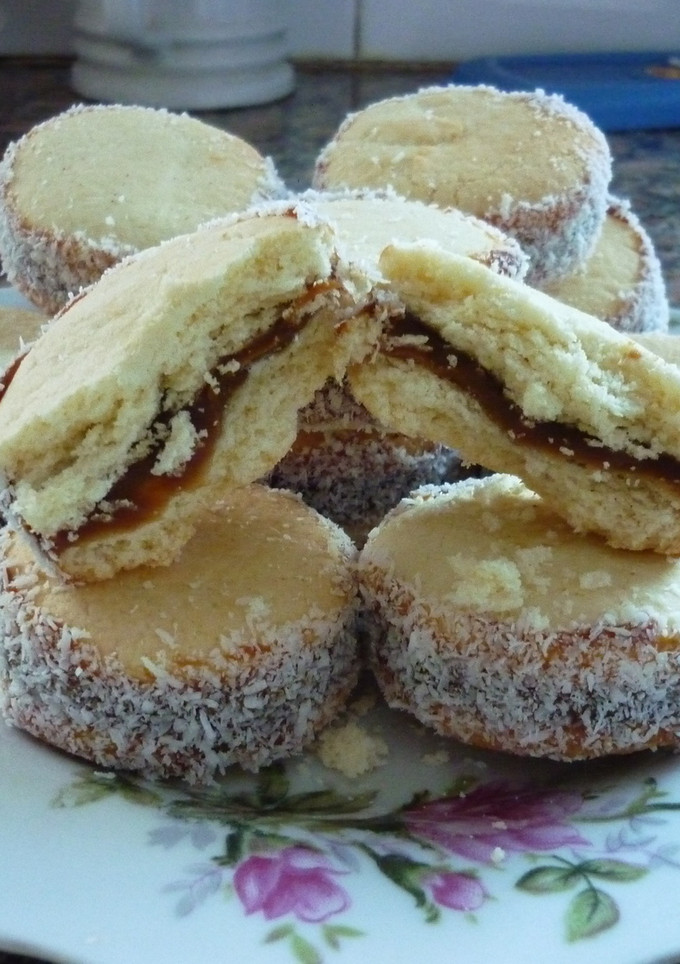 Una foto de Alfajores de maizena con dulce de leche