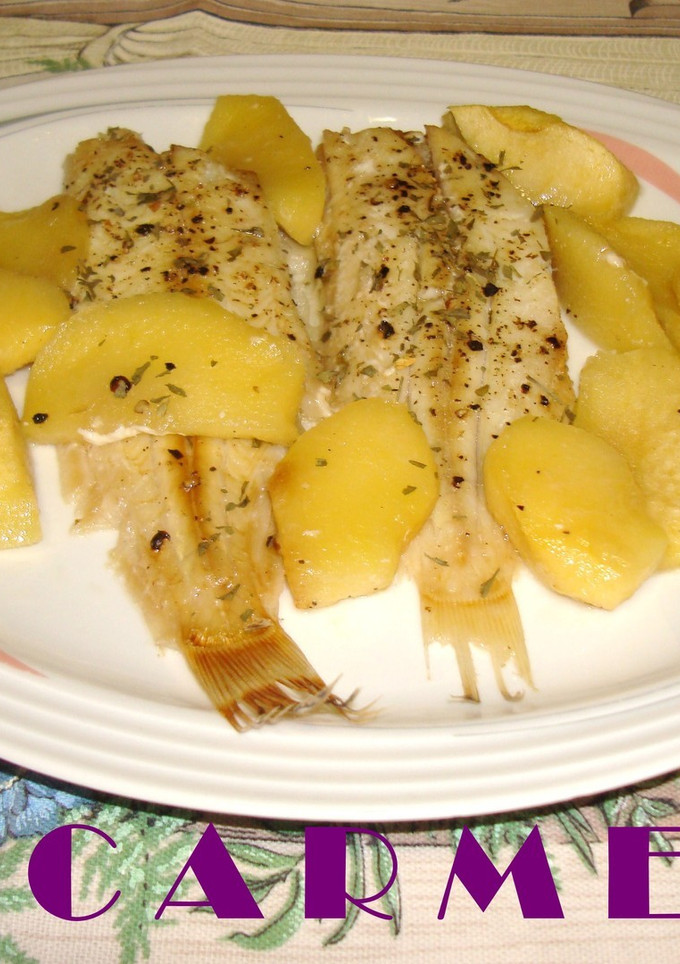 Una foto de Lenguados con manzana a la sidra