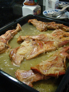 Una foto de Espaldas de cabrito al horno